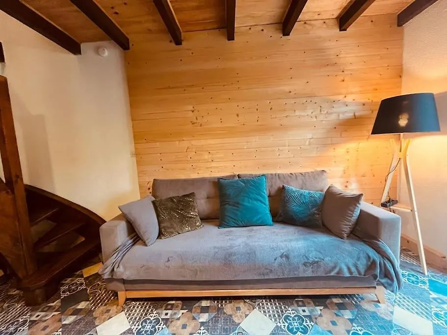 Maison Montagne Lelou - 4 A 6 Personnes - Saint Jacques Des Blats 0*, Saint-Jacques-des-Blats France